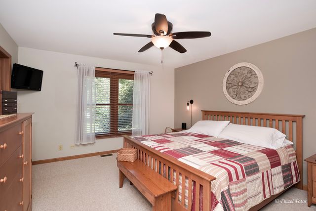 3924 Shiloh Drive, Johnsburg, IL 60051