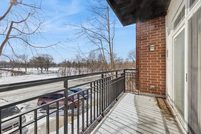 7753 Van Buren Street 211, Forest Park, IL 60130