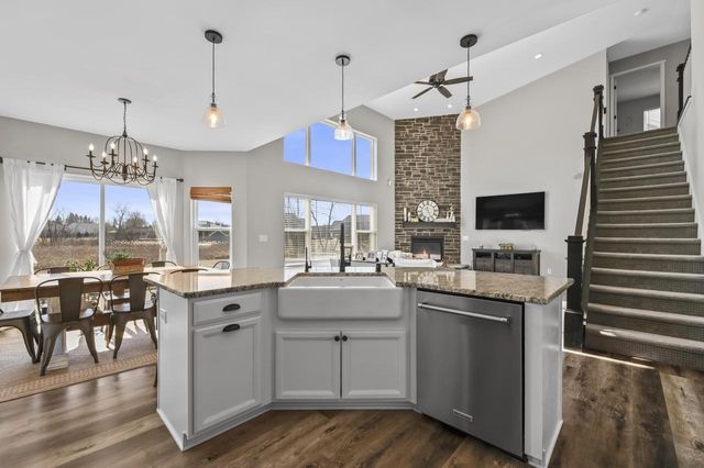 1425 Isabel LANE, Burlington, WI 53105