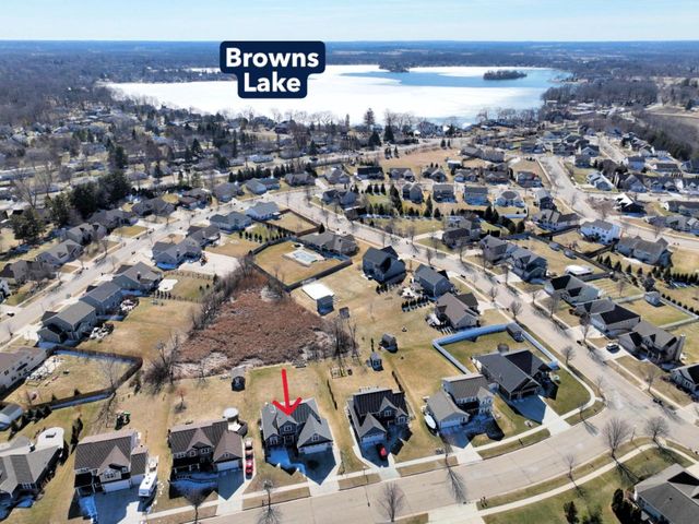 1425 Isabel LANE, Burlington, WI 53105