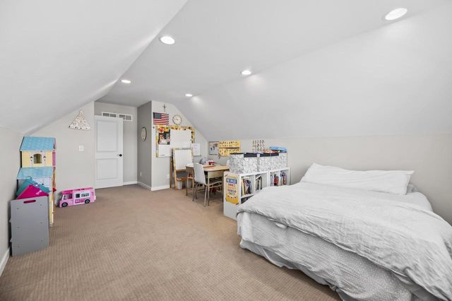 1425 Isabel LANE, Burlington, WI 53105