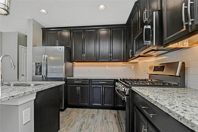 310 CEDAR BARK LANE, Sanford, FL 32771