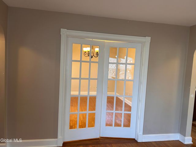 1026 Eugene Drive, Rotterdam, NY 12303