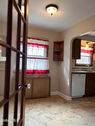 1026 Eugene Drive, Rotterdam, NY 12303