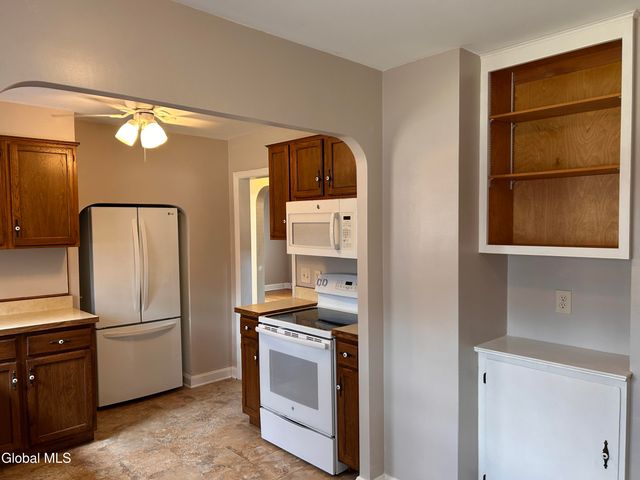 1026 Eugene Drive, Rotterdam, NY 12303