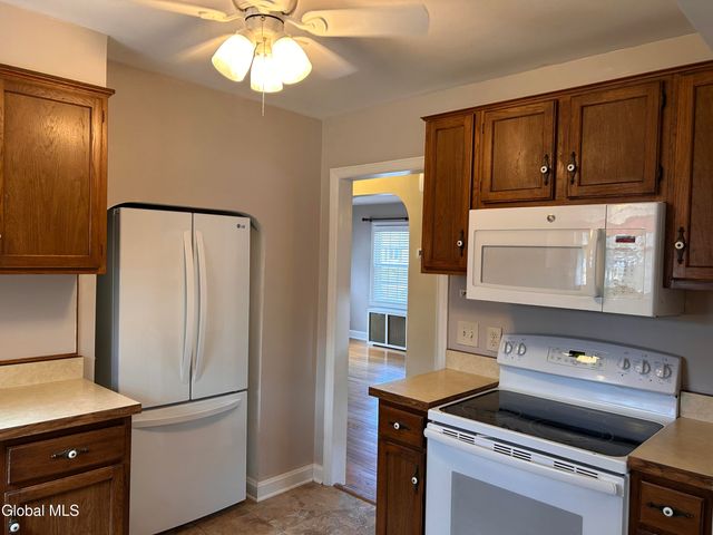 1026 Eugene Drive, Rotterdam, NY 12303