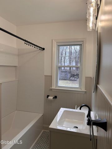 1026 Eugene Drive, Rotterdam, NY 12303