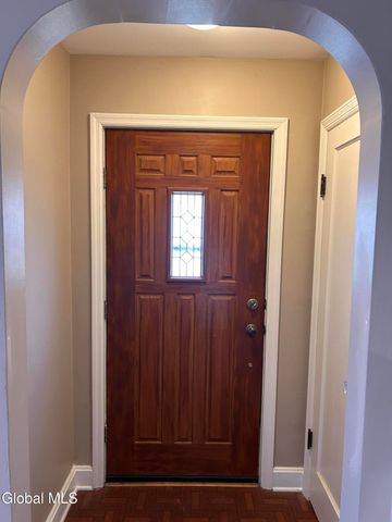 1026 Eugene Drive, Rotterdam, NY 12303