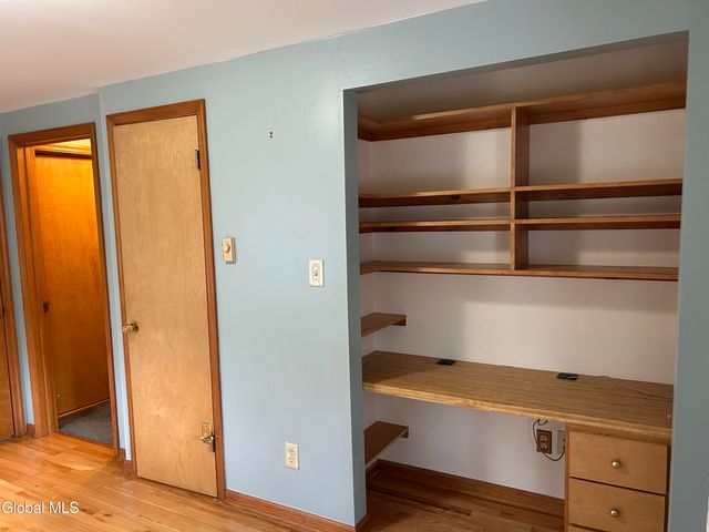 1026 Eugene Drive, Rotterdam, NY 12303