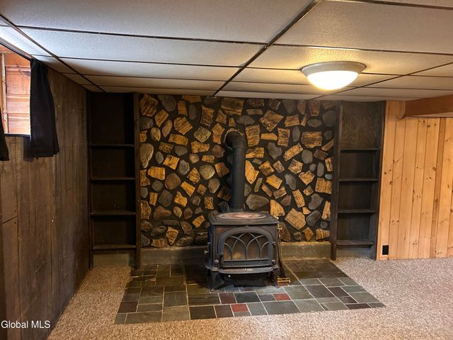 1026 Eugene Drive, Rotterdam, NY 12303