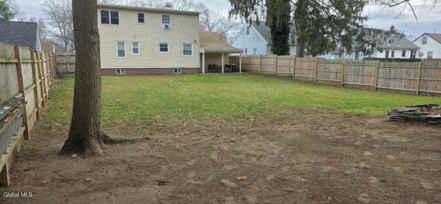 1026 Eugene Drive, Rotterdam, NY 12303