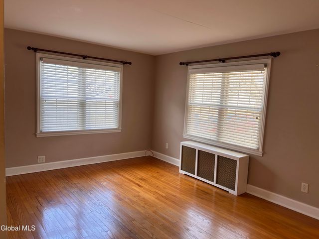 1026 Eugene Drive, Rotterdam, NY 12303