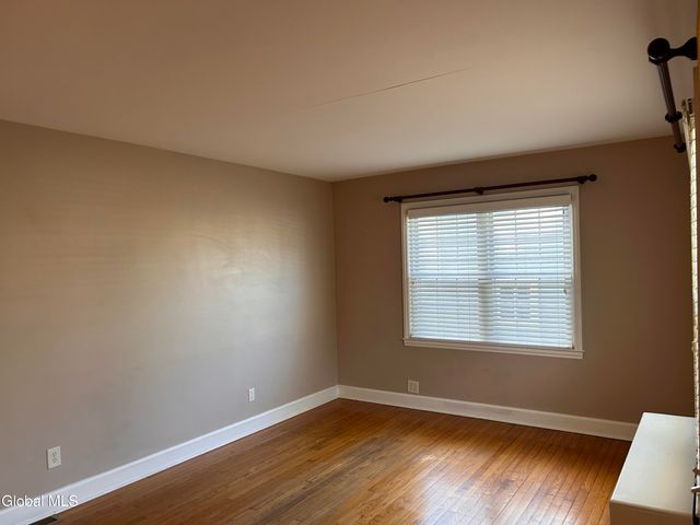 1026 Eugene Drive, Rotterdam, NY 12303