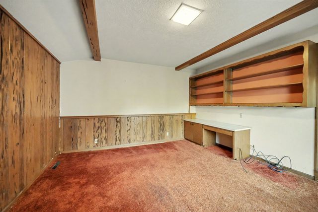 414 E Wayne, Salina, KS 67401