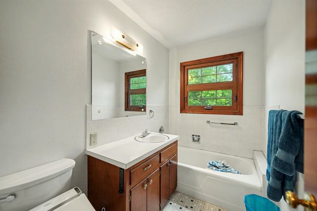 414 E Wayne, Salina, KS 67401