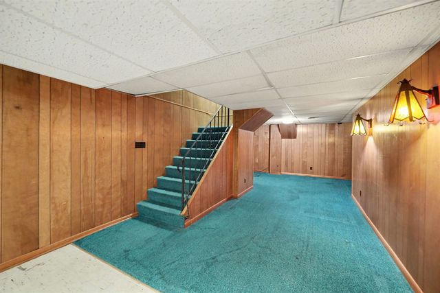 414 E Wayne, Salina, KS 67401