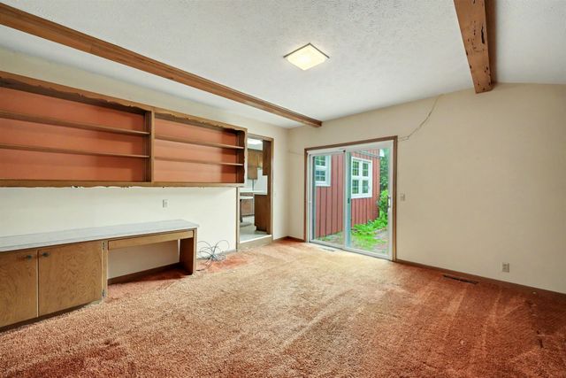 414 E Wayne, Salina, KS 67401
