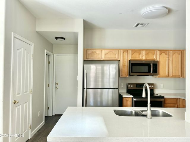 1567 S AVOCET Street, Gilbert, AZ 85296