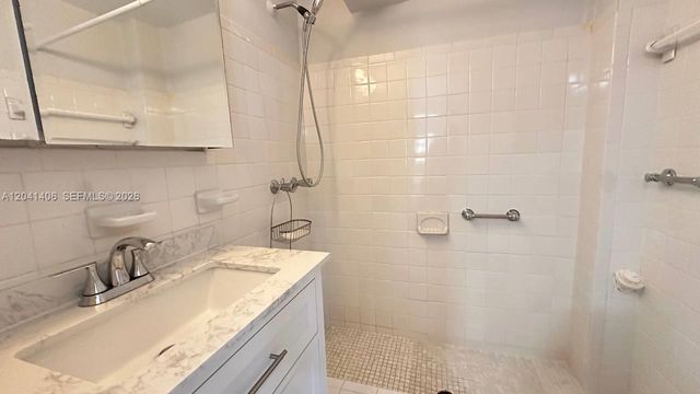 2475 SW 24th Terrace, Miami, FL 33145