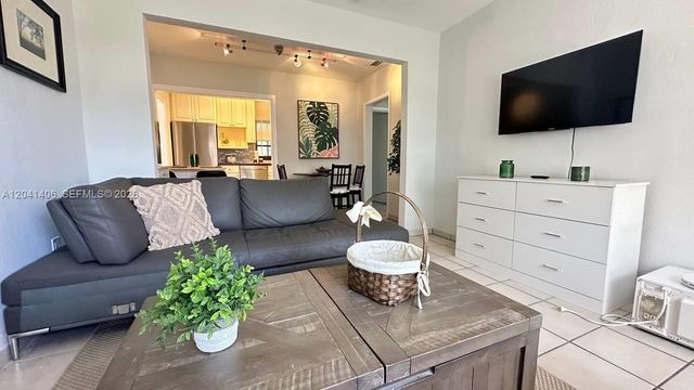 2475 SW 24th Terrace, Miami, FL 33145