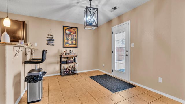 6257 Nardos Road NW, Albuquerque, NM 87114