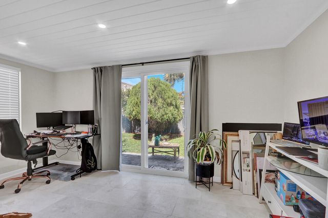 431 52nd Street, West Palm Beach, FL 33407