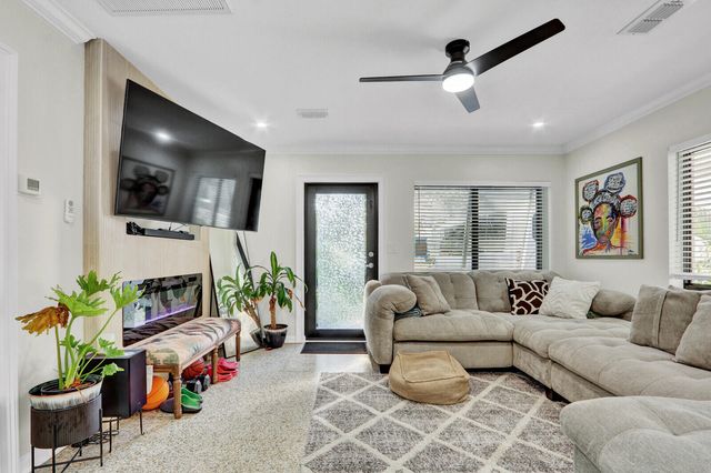 431 52nd Street, West Palm Beach, FL 33407