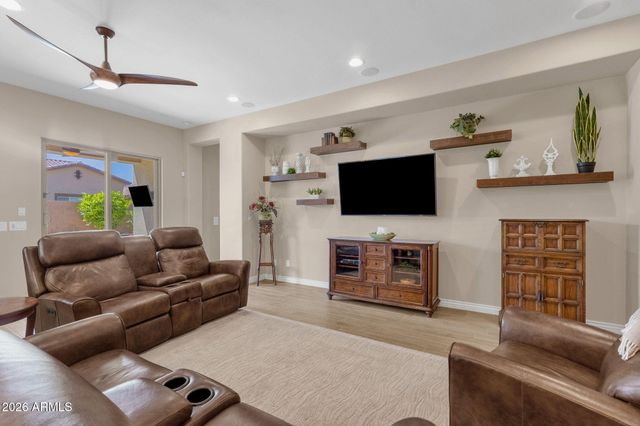 20945 E RAVEN Drive, Queen Creek, AZ 85142