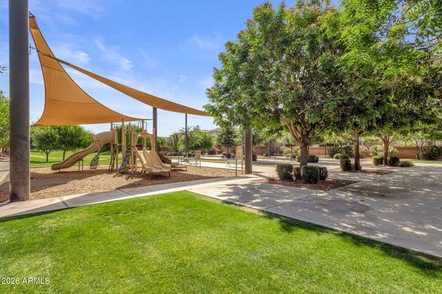 20945 E RAVEN Drive, Queen Creek, AZ 85142