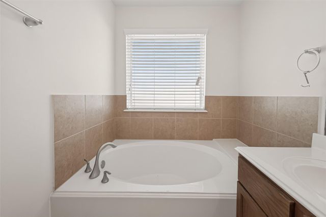 5116 Dartmoor Ridge Trail, Houston, TX 77066