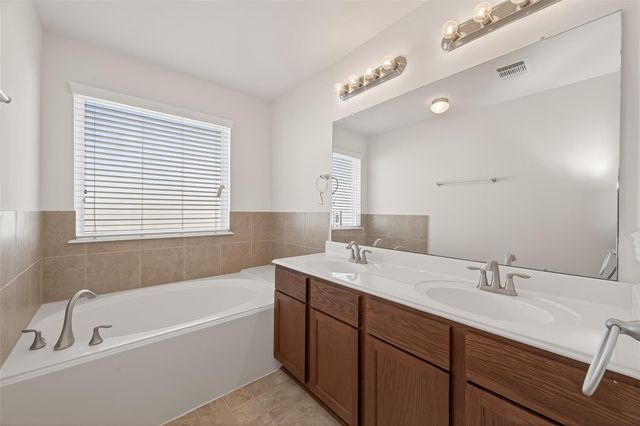 5116 Dartmoor Ridge Trail, Houston, TX 77066