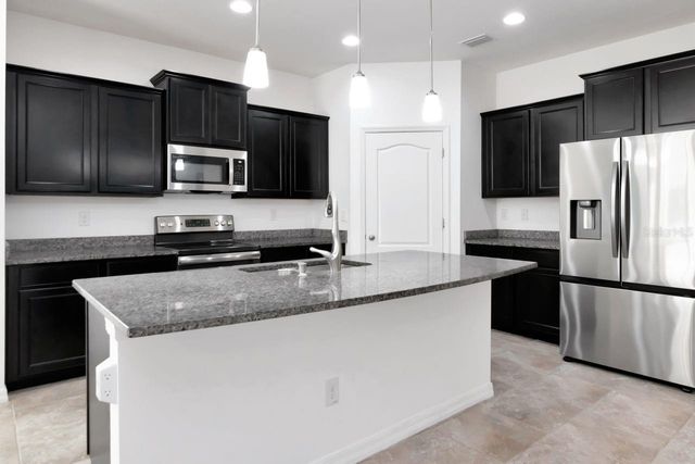 5446 SUNCATCHER DRIVE, Wesley Chapel, FL 33545