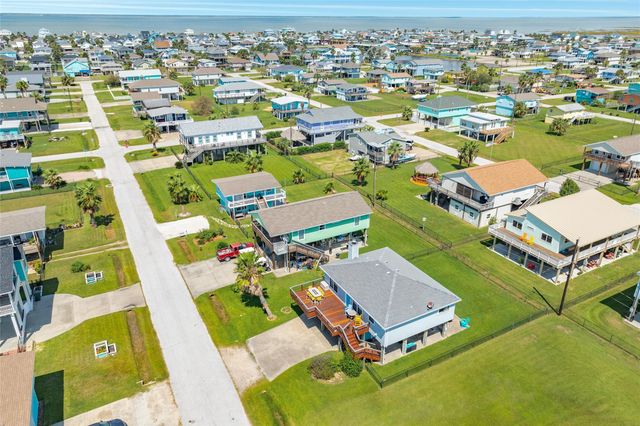 4107 Hardin Drive, Galveston, TX 77554