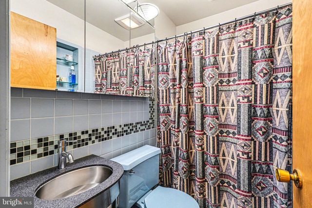 2356 MOUNT PLEASANT RD, Mount Joy, PA 17552