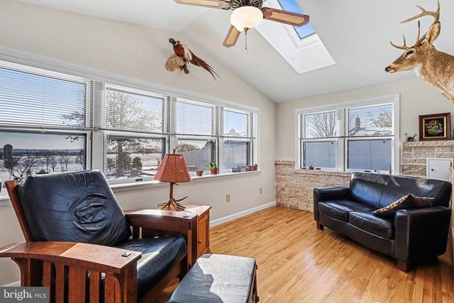 2356 MOUNT PLEASANT RD, Mount Joy, PA 17552