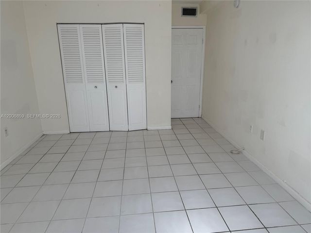 400 Kings Point Drive 608, Sunny Isles Beach, FL 33160