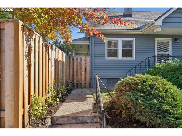 7214 N BALTIMORE Ave, Portland, OR 97203