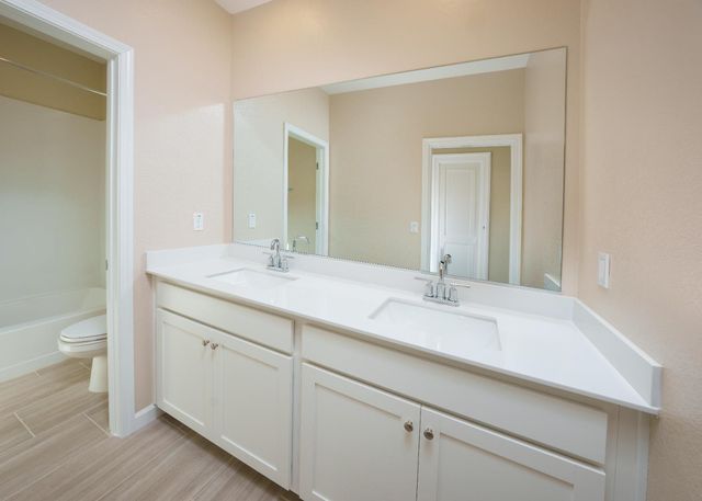 7321 Dorstone Way, Sacramento, CA 95829