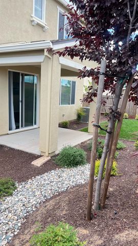 7321 Dorstone Way, Sacramento, CA 95829