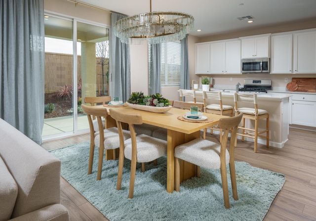 7321 Dorstone Way, Sacramento, CA 95829