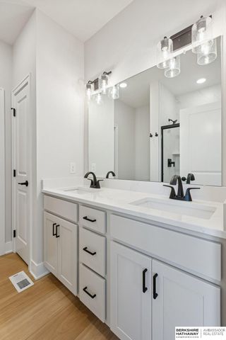 21409 Y Street, Elkhorn, NE 68022