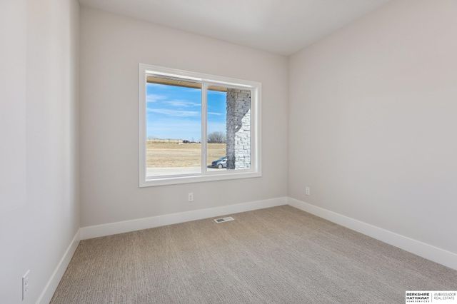 21409 Y Street, Elkhorn, NE 68022