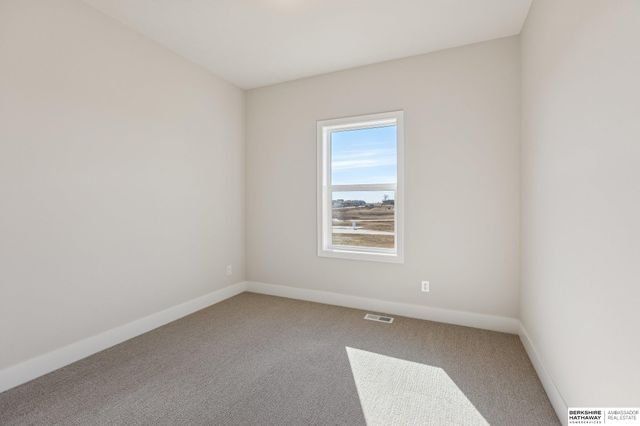 21409 Y Street, Elkhorn, NE 68022