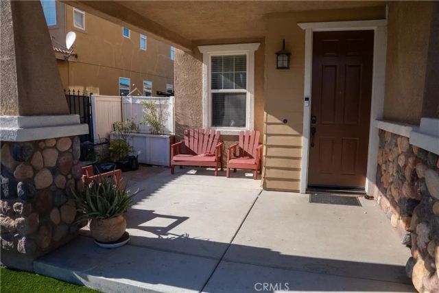 8738 Redondo Avenue, Hesperia, CA 92344