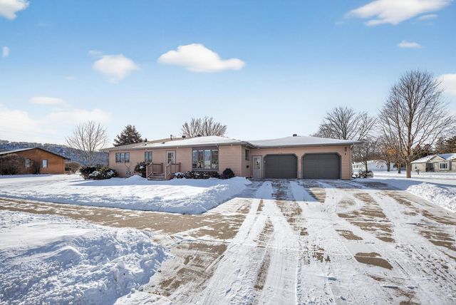 302 Cross Street, Lake City, MN 55041