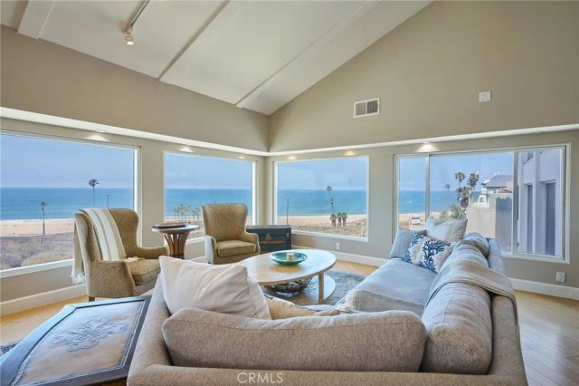 151 Napoleon Street, Playa Del Rey, CA 90293