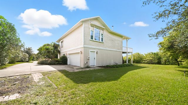 300 Riverside Blvd, St Augustine, FL 32080