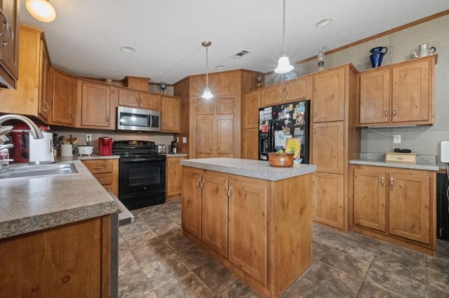 470 Antigua Drive, Point Blank, TX 77364