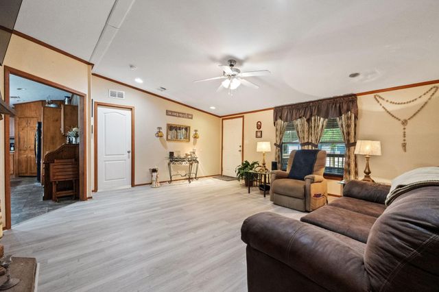 470 Antigua Drive, Point Blank, TX 77364