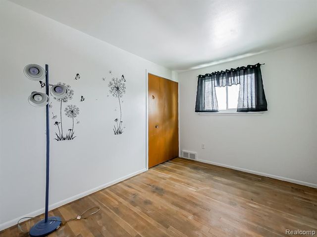 430 N Dobson Street, Westland, MI 48185